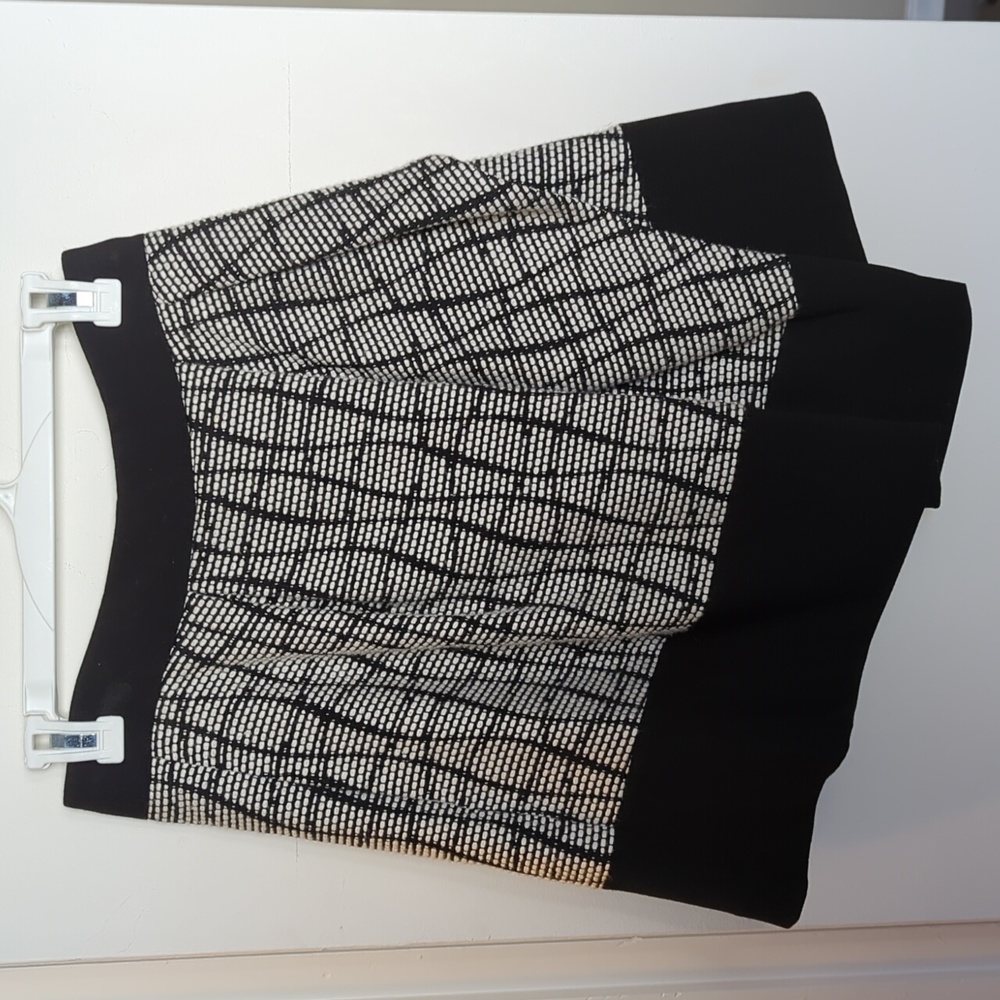 Asymmetrical black & white skirt